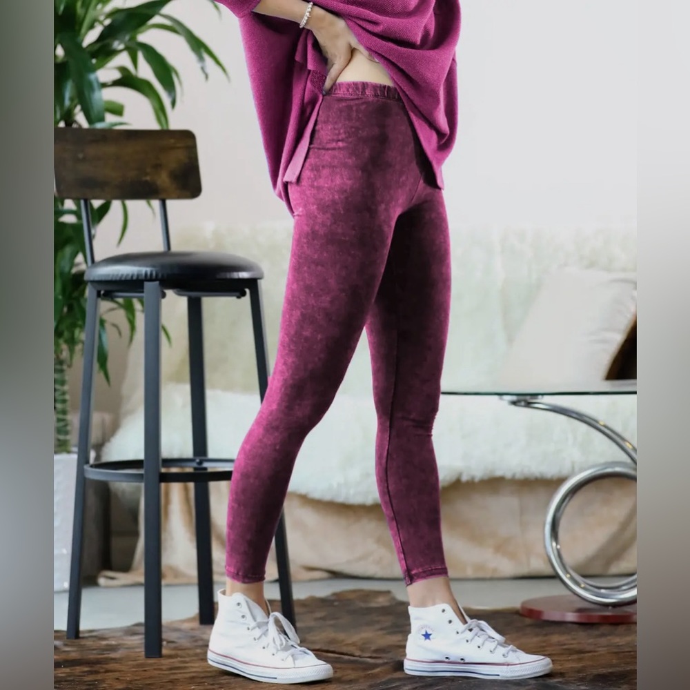 Zenana Mineral Washed Leggings N Magenta